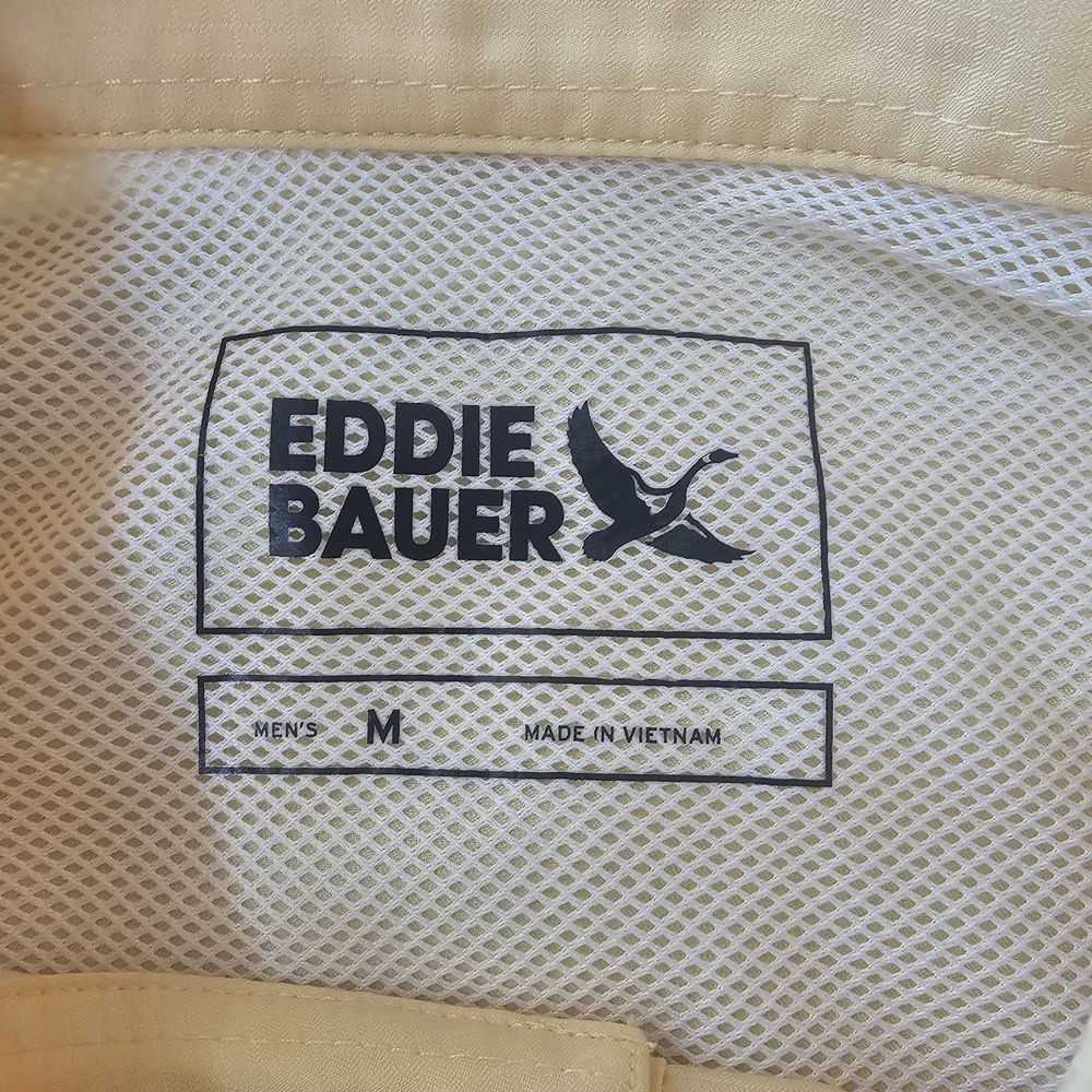 Eddie Bauer Guide Short Sleeve Button-Down Shirt - Men's size M - Picture 6 of 12